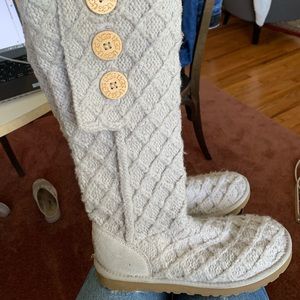UGG Australia Cream Knit Boots